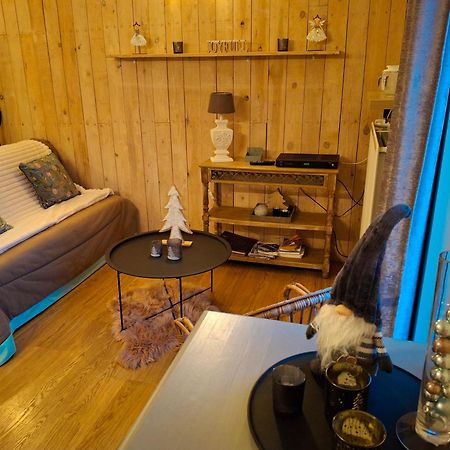 La Maison Des Senteurs ฟรองกอร์ช็องป์ ภายนอก รูปภาพ