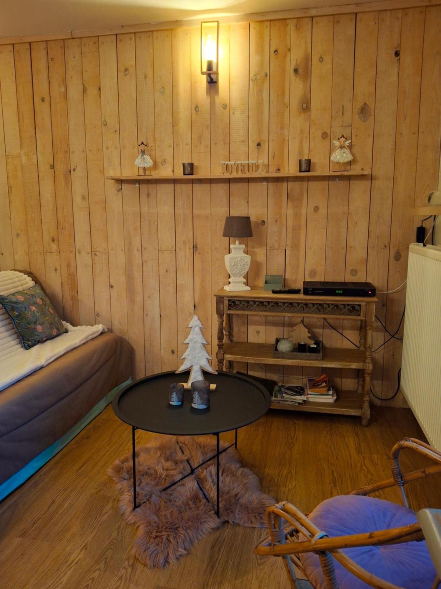 La Maison Des Senteurs ฟรองกอร์ช็องป์ ภายนอก รูปภาพ